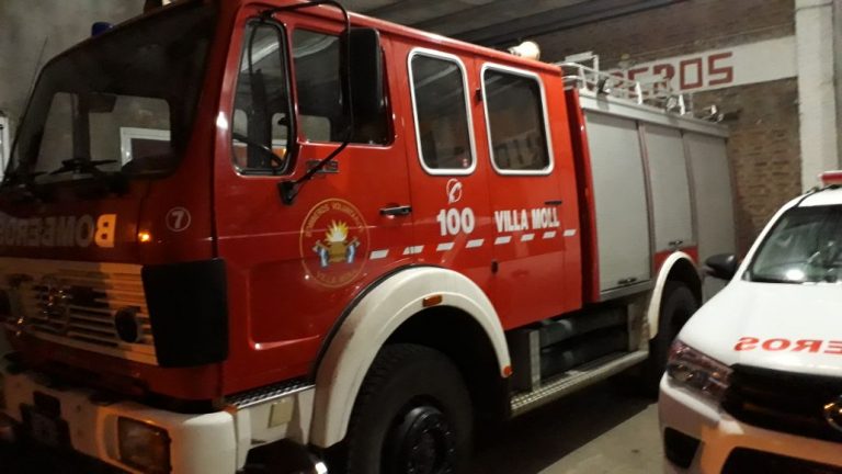 <span class='entry-secondary-title'>Por muchos más!!!:</span><br/> El cuartel de Bomberos de Villa Moll cumple hoy 23 años