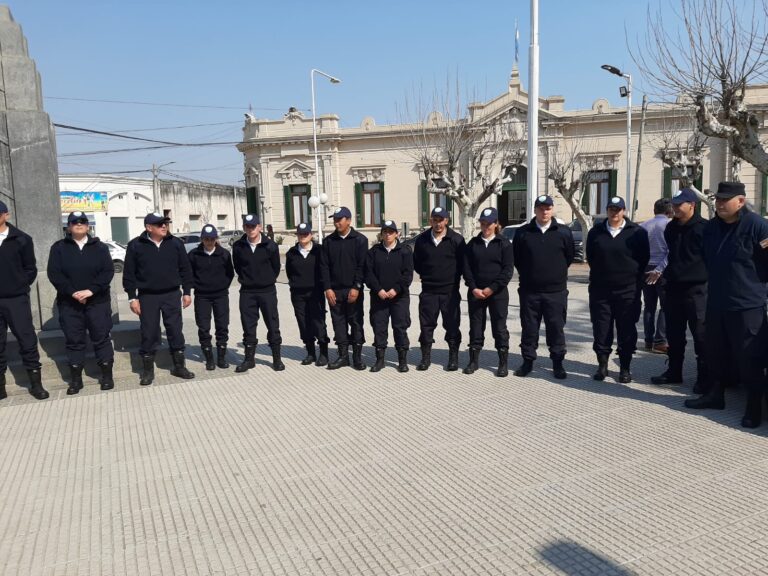 Del Municipio. Convocatoria para formar parte de la Guardia Urbana