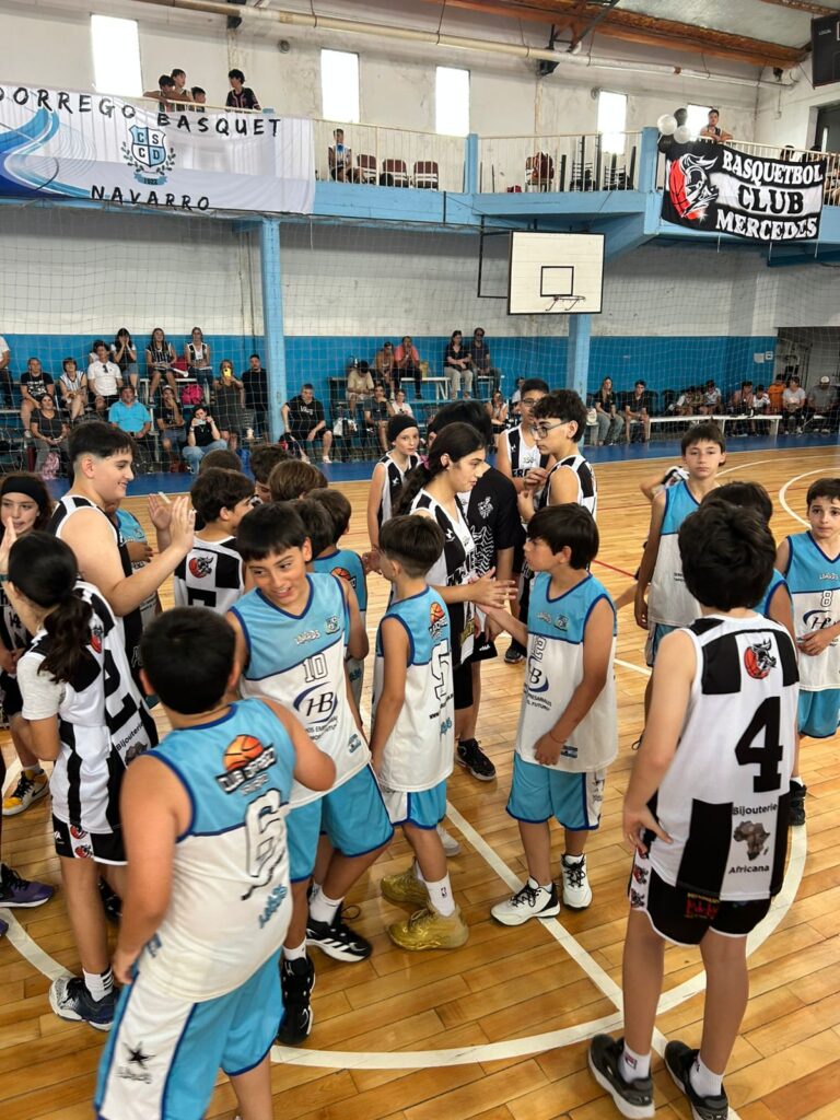 Básquet. Dorrego cayó en semis pero se recuperó por la tarde y finalizó tercero