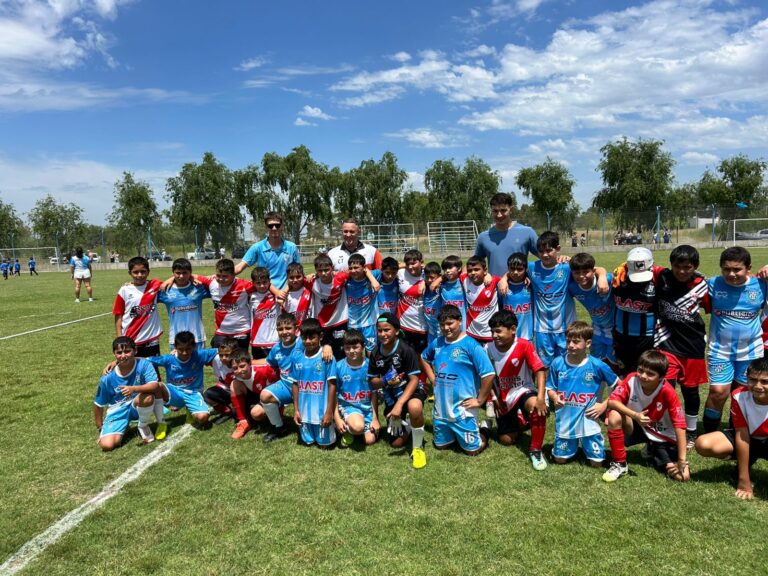 Liga Lobense. Menores. Se disputó la última fecha