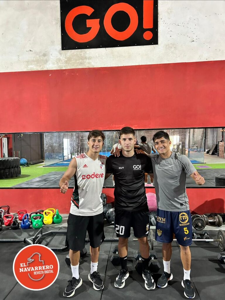 Talento navarrero. Nuestros futbolistas entrenan en nuestra ciudad a la espera de la temporada 2026