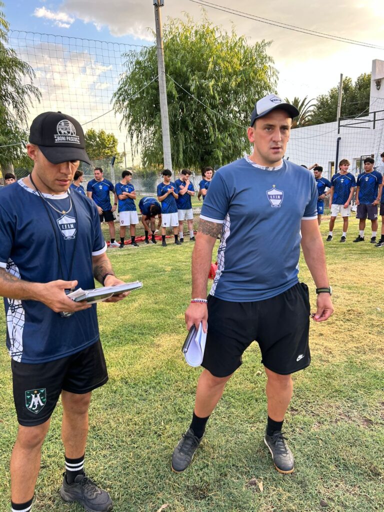 «Nadie debe ponerse por encima del escudo». Juan Caracoche dio por comenzada la pretemporada 2026 en EFIN