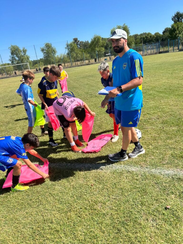 <span class='entry-secondary-title'>De la Ribera a Navarro:</span><br/> Boca Juniors prueba jugadores en el predio del Club Dorrego