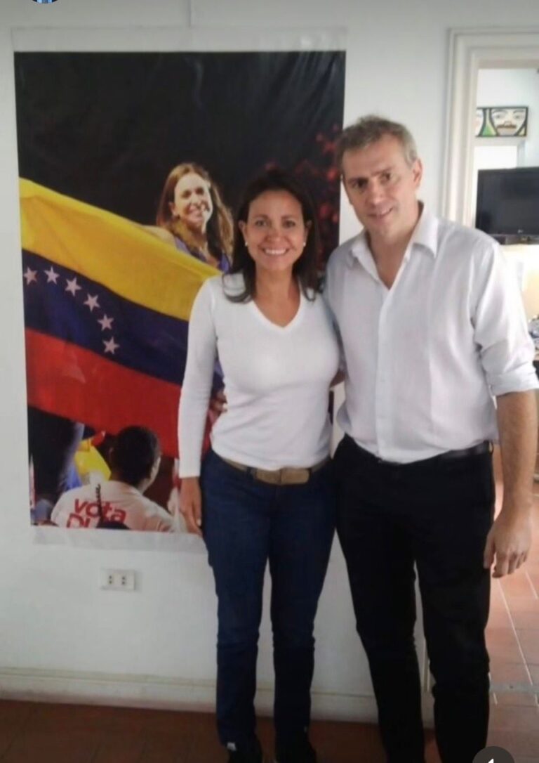 Álvaro de Lamadrid. «Sin Edmundo González y María Corina Machado no hay transición en Venezuela»