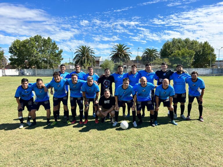 Dorrego goleó a E.F.I.N. en el Superclásico de Segunda División