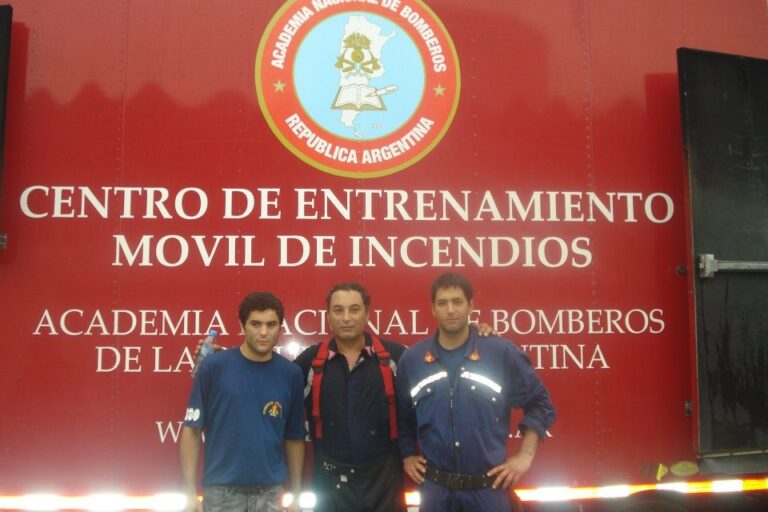 Vega, Zavidowski, Guidobono. Familias «de fuego». Diferentes generaciones y un sólo objetivo, servir al prójimo