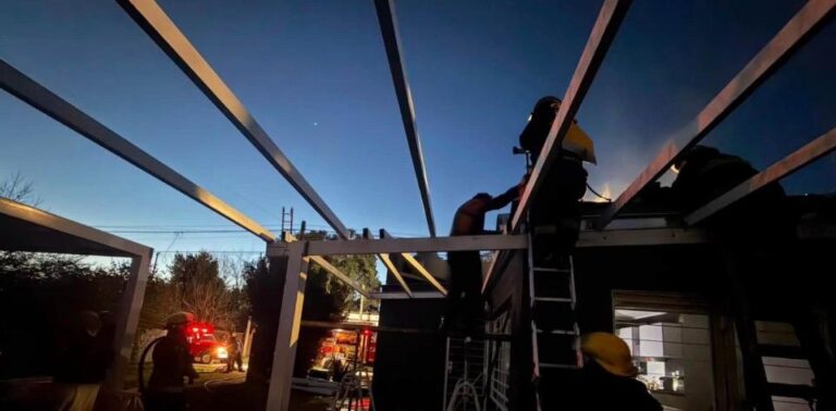 Bomberos de Navarro. Principio de incendio en una vivienda