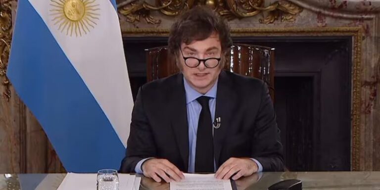 El Presidente Javier Milei anunció la construcción de una base naval en Tierra del Fuego y sanciones a petroleras que operen en Malvinas