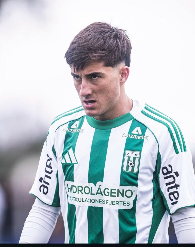 Agus de la Cuesta titular en el trabajoso empate de Racing de Montevideo como visitante ante Defensor Sporting